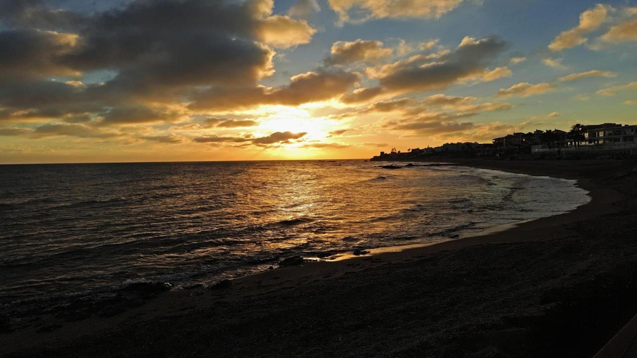 Flores Del Mar Міхас Екстер'єр фото